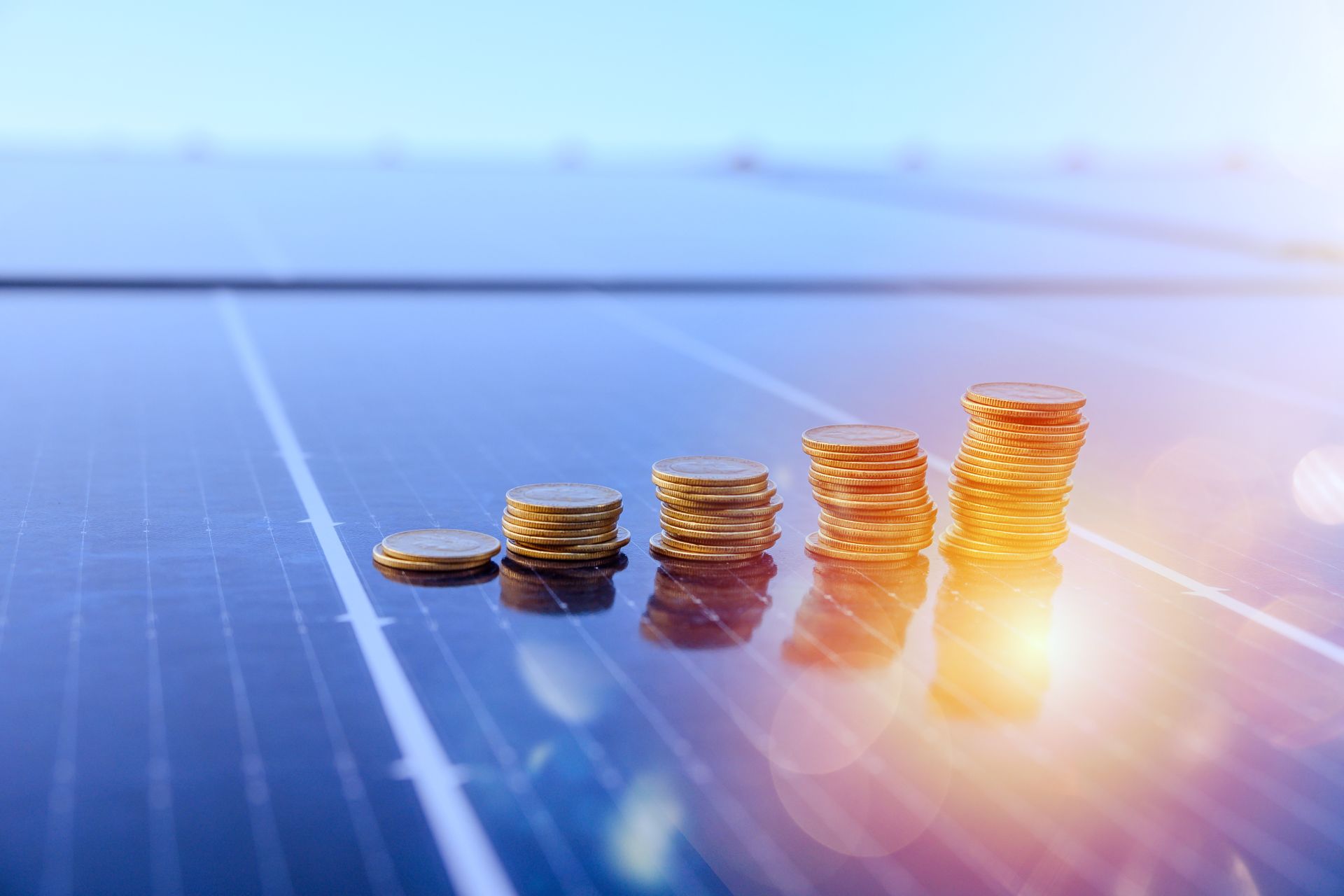Investiția în panouri fotovoltaice – scurt ghid către succes