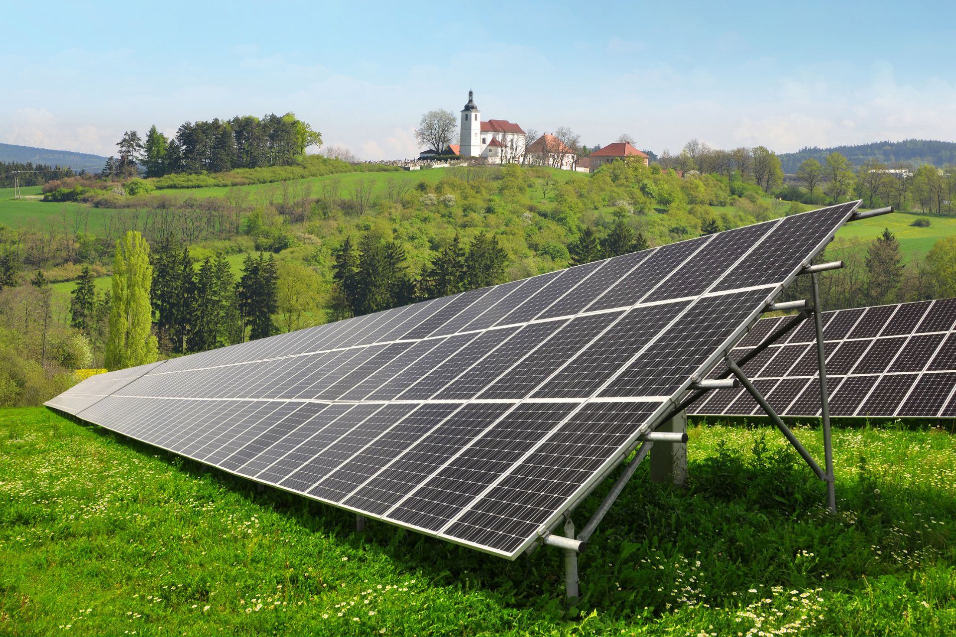 Oportunități de energie solară: ce spun investitorii